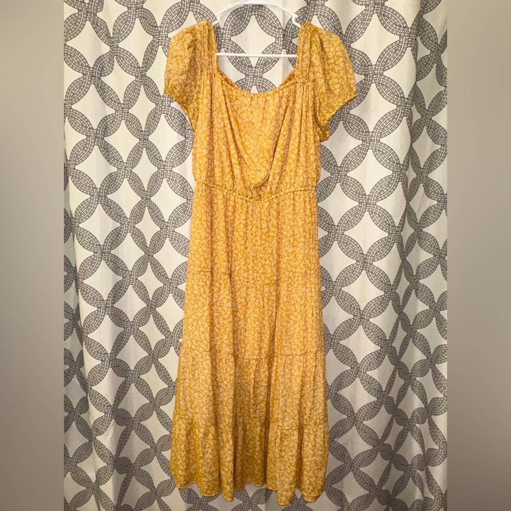 Women’s Yellow Maxi Dress